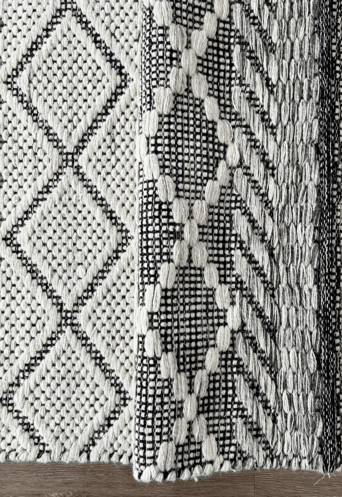Tamila - Rectangular Rugs - DecoLiving