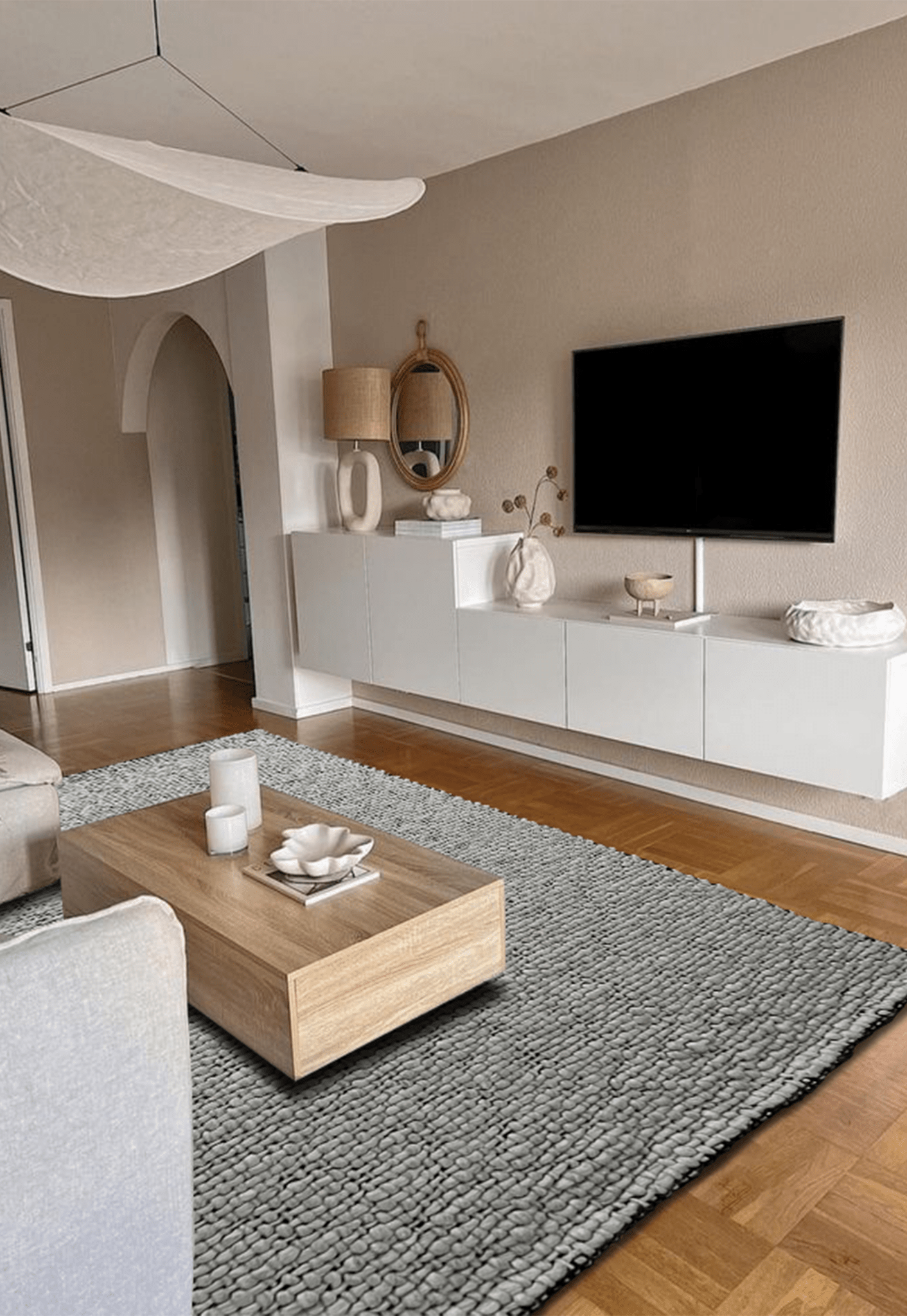 Thamu Beige/Black - Rectangular Rugs - DecoLiving