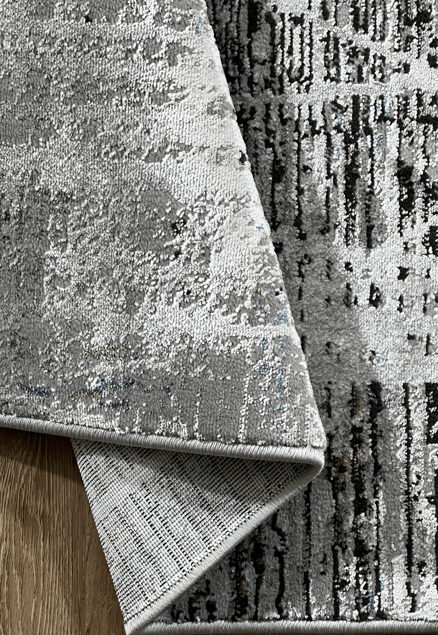 Holt Gray Runner - Contemporary,Minimal,Modern - DecoLiving
