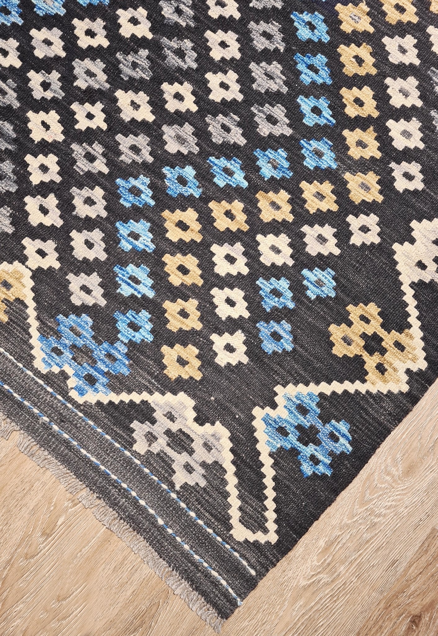 Keeley - Rectangular Rugs - DecoLiving
