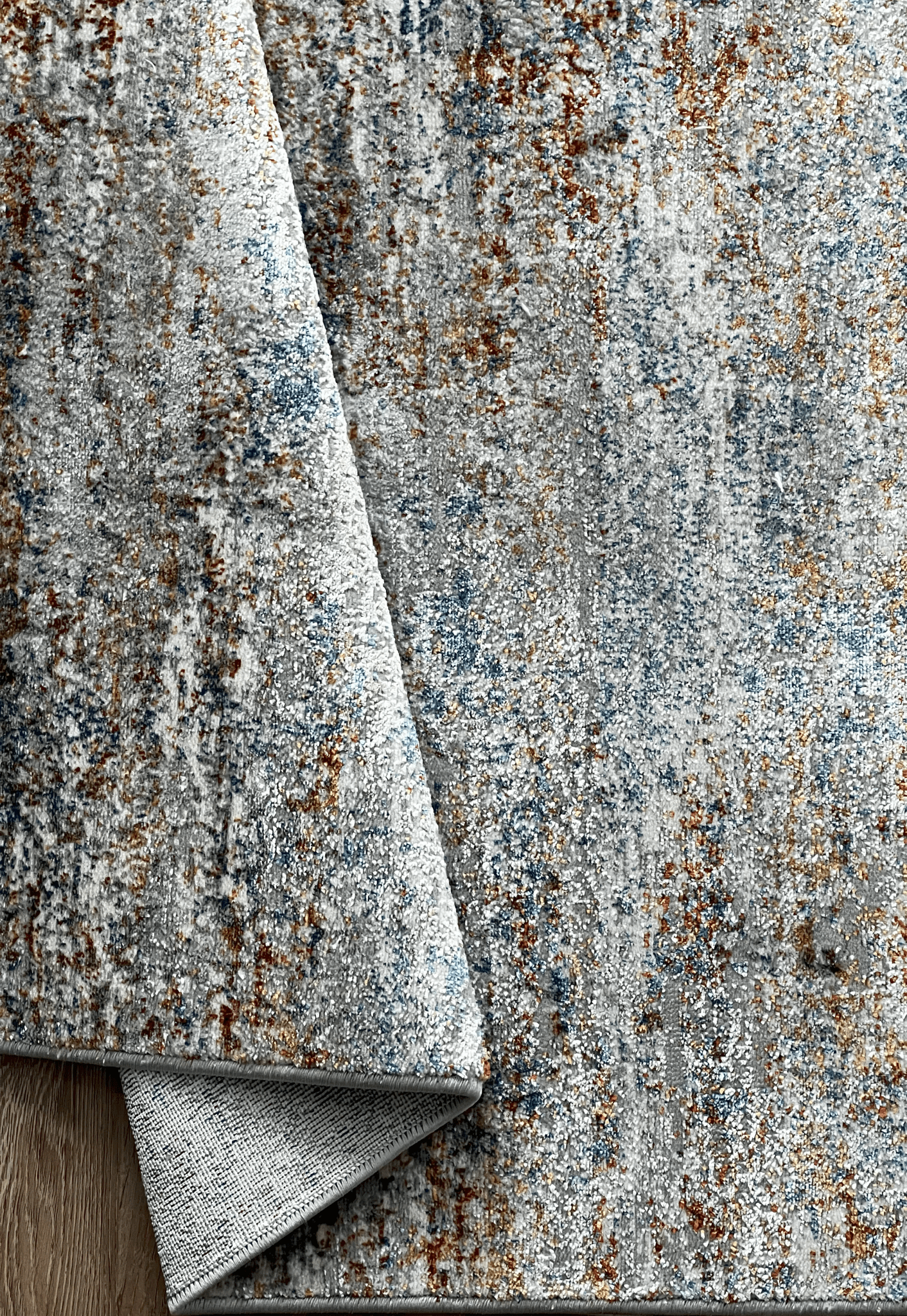 Wane Smoke Runner - Contemporary,Modern - DecoLiving